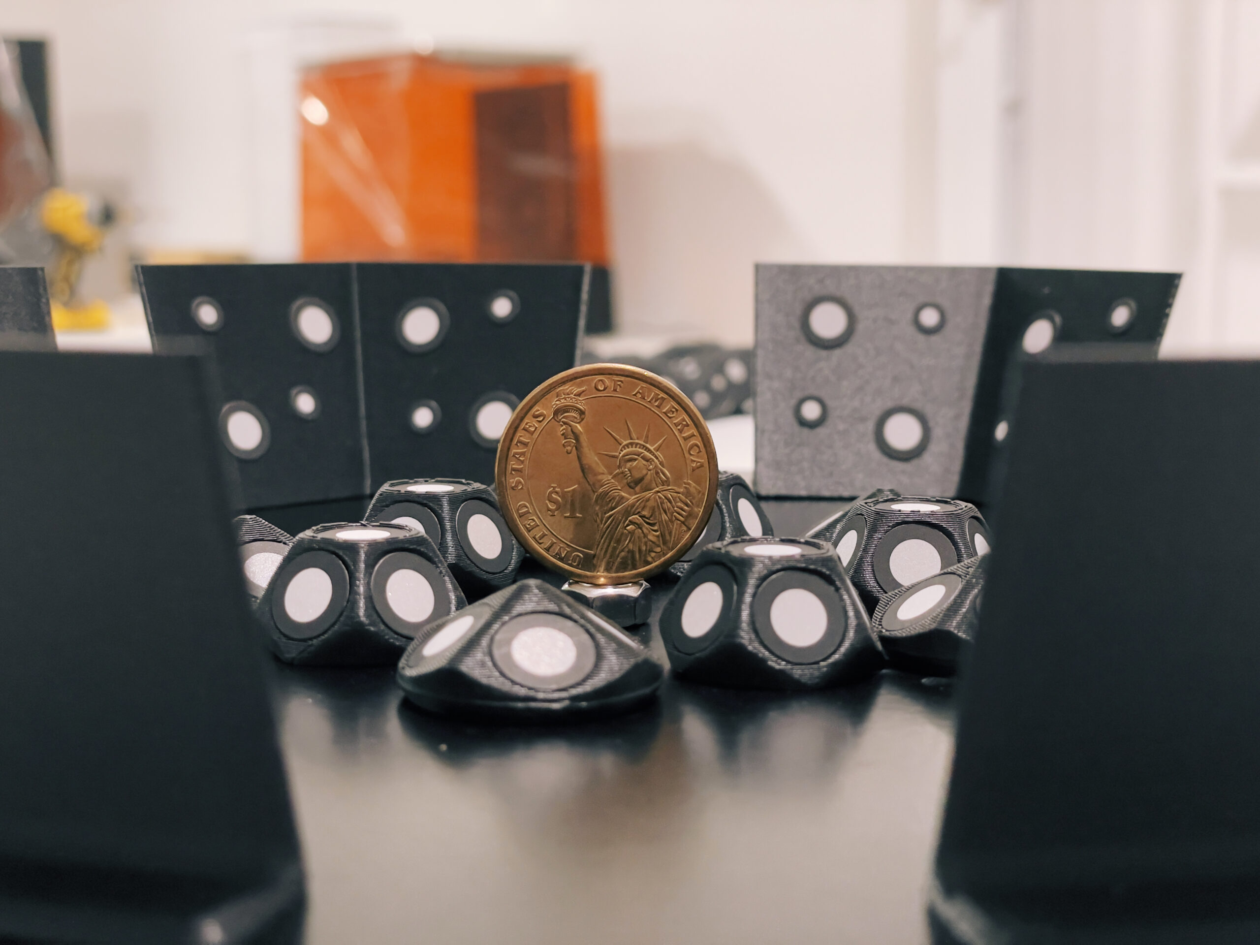3D scanning markers with a reference object – High-precision structured light scanning for industrial and research applications. มาร์กเกอร์สำหรับสแกน 3 มิติพร้อมวัตถุอ้างอิง – การสแกนแบบใช้แสงเชิงโครงสร้างที่แม่นยำสูงสำหรับอุตสาหกรรมและงานวิจัย