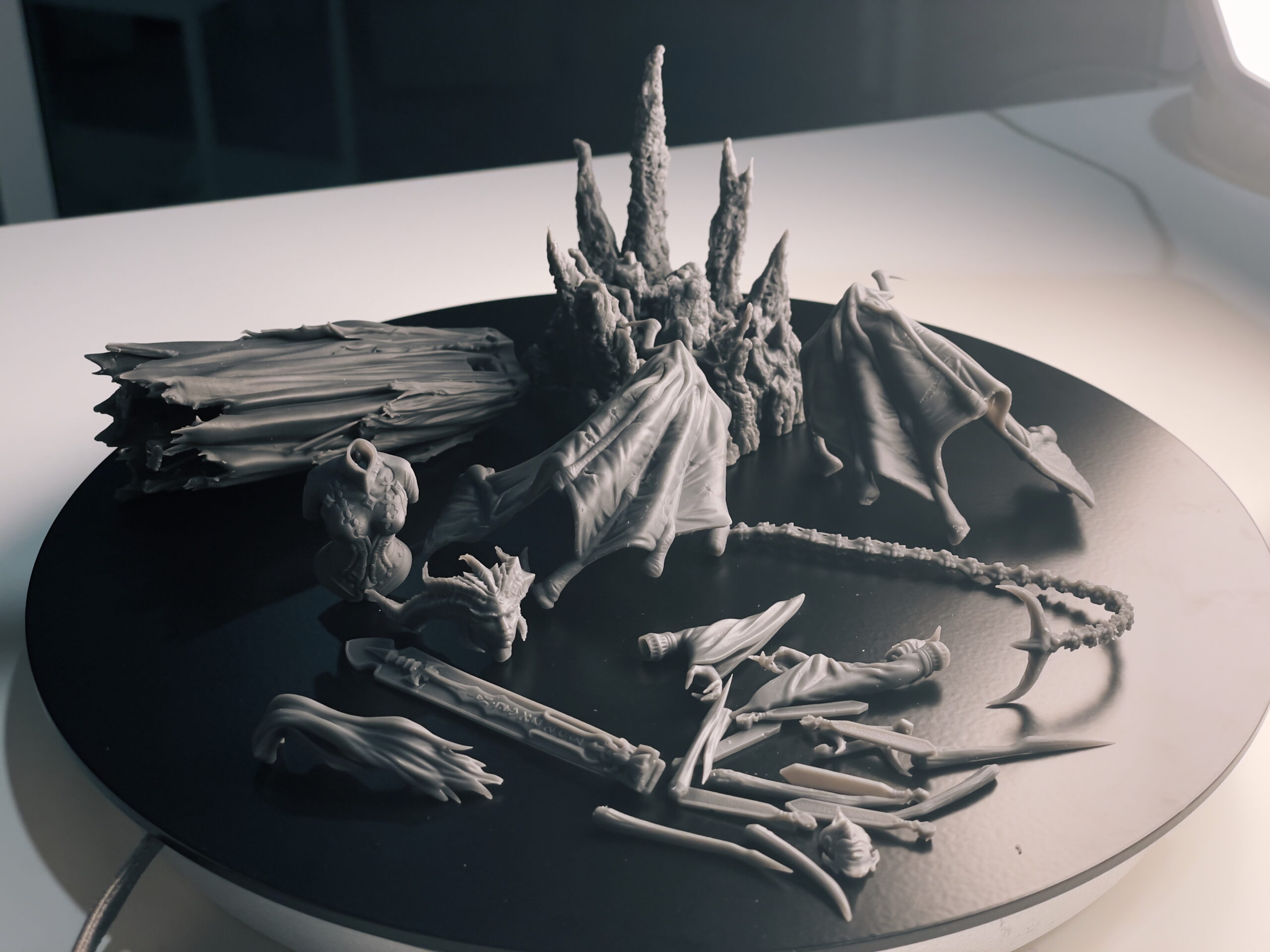 High-detail SLA 3D printed model kit – Unassembled resin-printed miniature parts for painting and display. ชุดโมเดล SLA 3D Printing ความละเอียดสูง – ชิ้นส่วนเรซินที่ยังไม่ได้ประกอบ เหมาะสำหรับเพนต์และตั้งโชว์